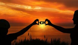 hope-3446135_1280