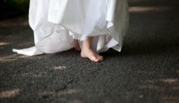 Die Braut kehre zurück zu ihrem Fundament