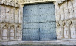 ornate-doorway-258193_960_720