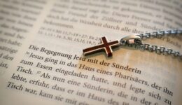 bible-1058289_1280